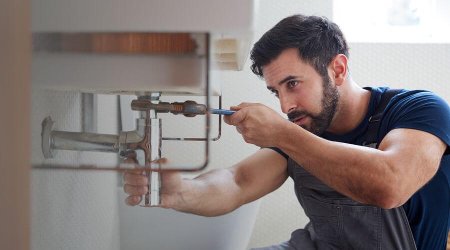 Hot water issue at sink in Ingomar, MT